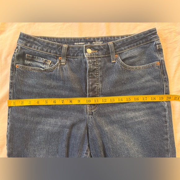 Classic Women’s Old Navy High Rise Straight Leg Blue Denim Jeans Size 12 - Picture 6 of 6